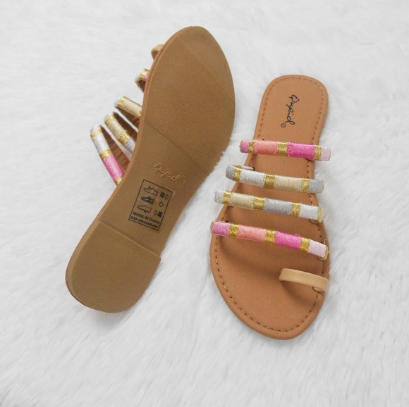 New Colorful Woven Sandal - Picture 5 of 8